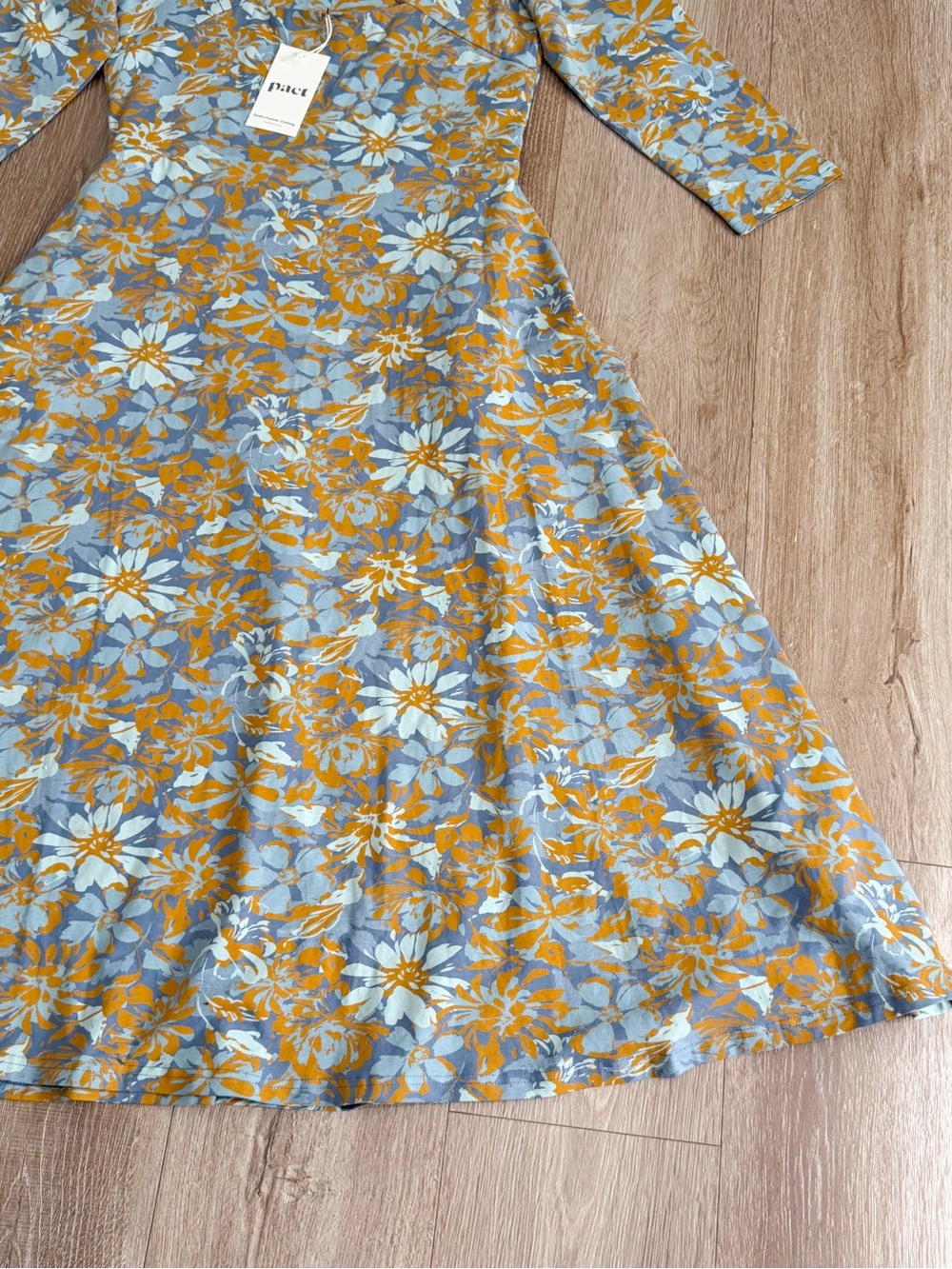 NWT Pact Organic Cotton Brushstroke Floral Scarlett Open Back Twist Dress Large - Picture 11 of 15